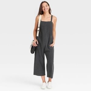 Women's Utility Cropped Jumpsuit Universal Thread Size M